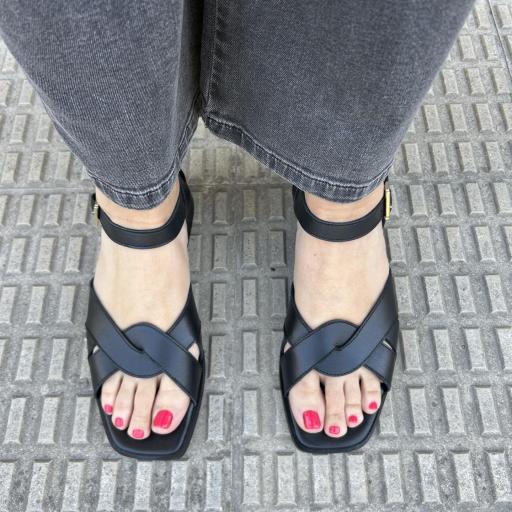 Sandalia Leny negro