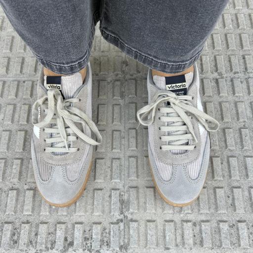 Deportiva Berlin pana Taupe