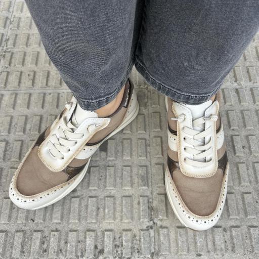 Deportiva Crema tejidos