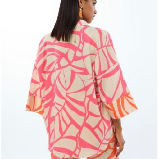 Camisa manga caída print hojas [2]