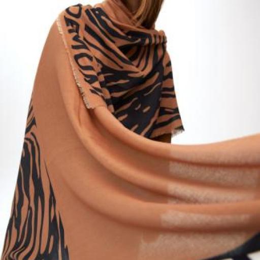 Foular estampado zebra y liso [1]
