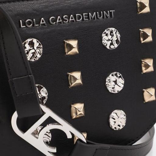 Bolso bandolera con tachas negro [2]