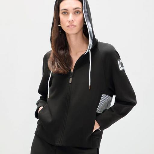 Sudadera con capucha y estampado rayas [1]