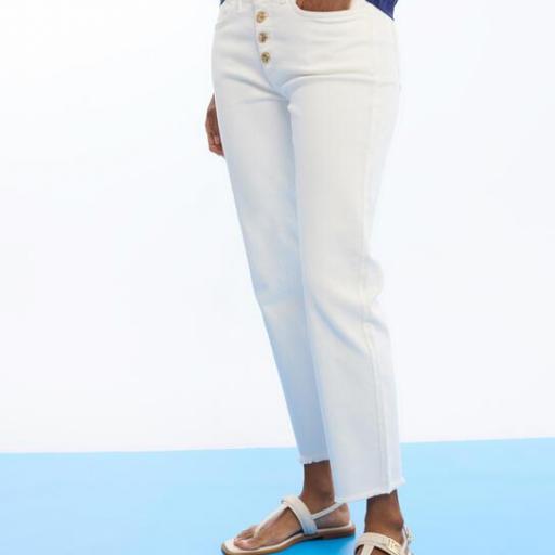 Pantalón crudo campanita botones [2]