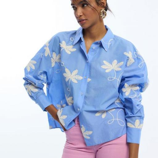 Camisa flores bordado en algodon [2]