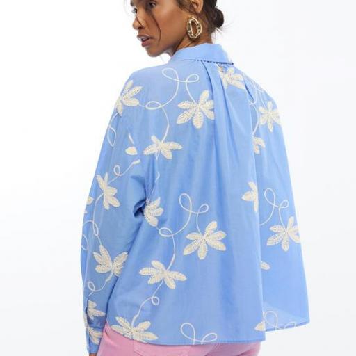 Camisa flores bordado en algodon [1]