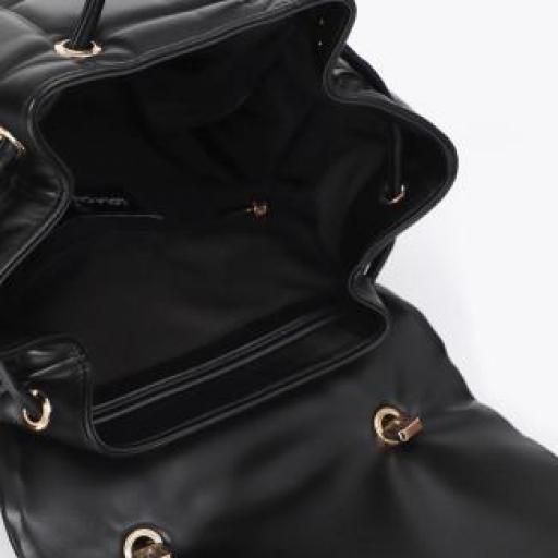 Mochila negra acolchada con logo [2]