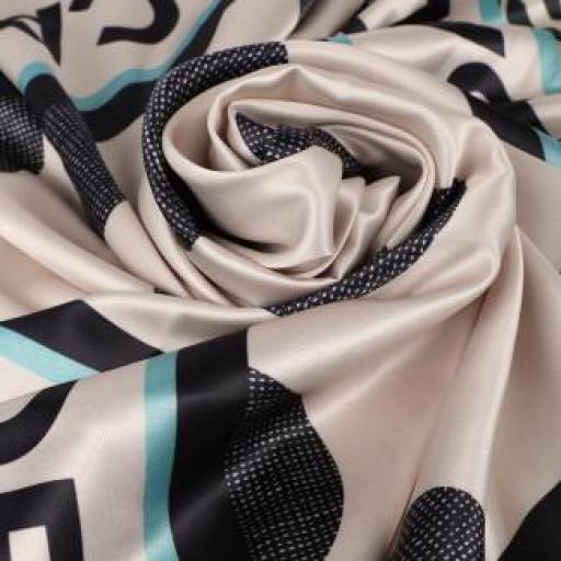 Pañuelo estampado topos y logo [2]