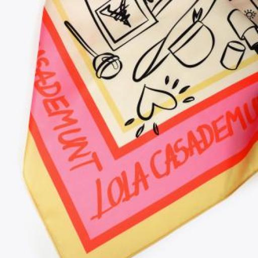 Pañuelo satinado con logo [1]