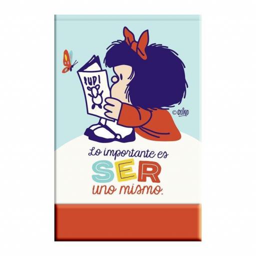 Libreta con cierre magnetico de Mafalda