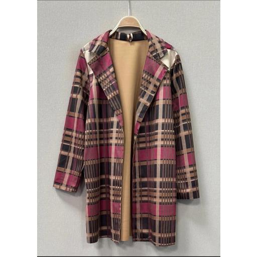 Chaqueta larga estampada