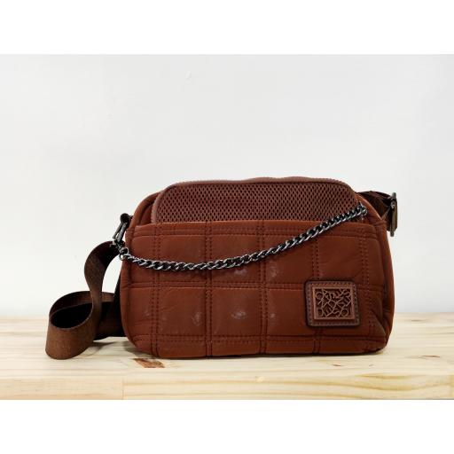 Bolso acolchado con bandolera [3]