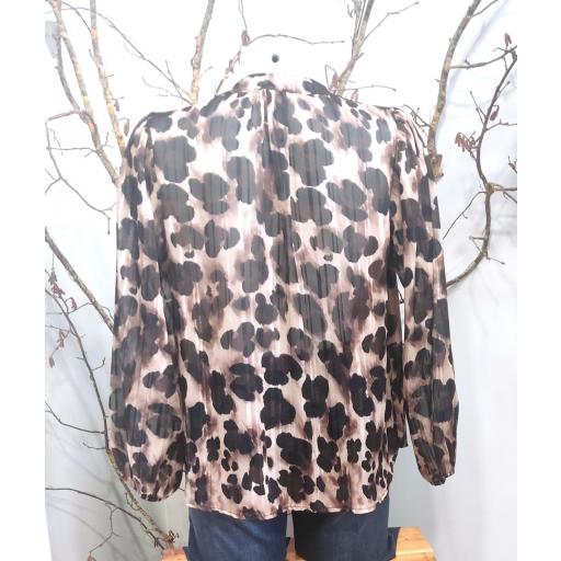 BLUSA ANIMAL PRINT CON FORRO [1]