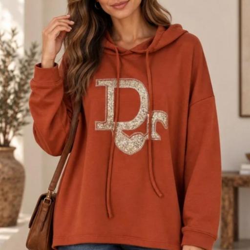 Sudadera capucha y strass talla grande