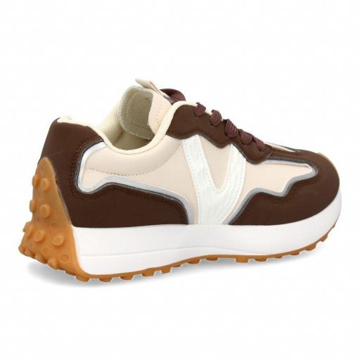 Deportiva chocolate [2]
