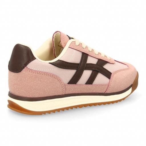 Deportiva rosa [2]