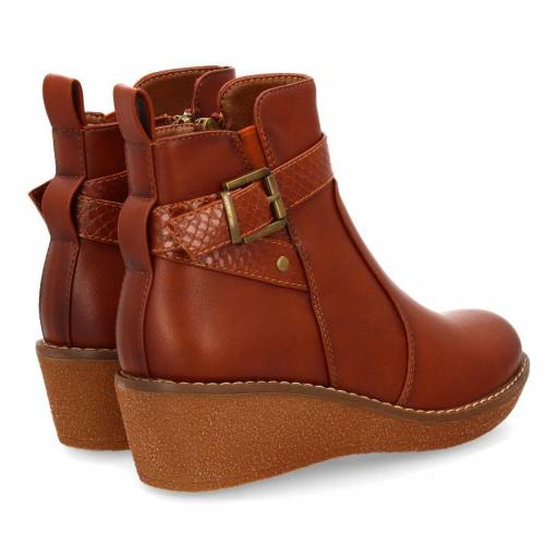 Botin cuña  [1]