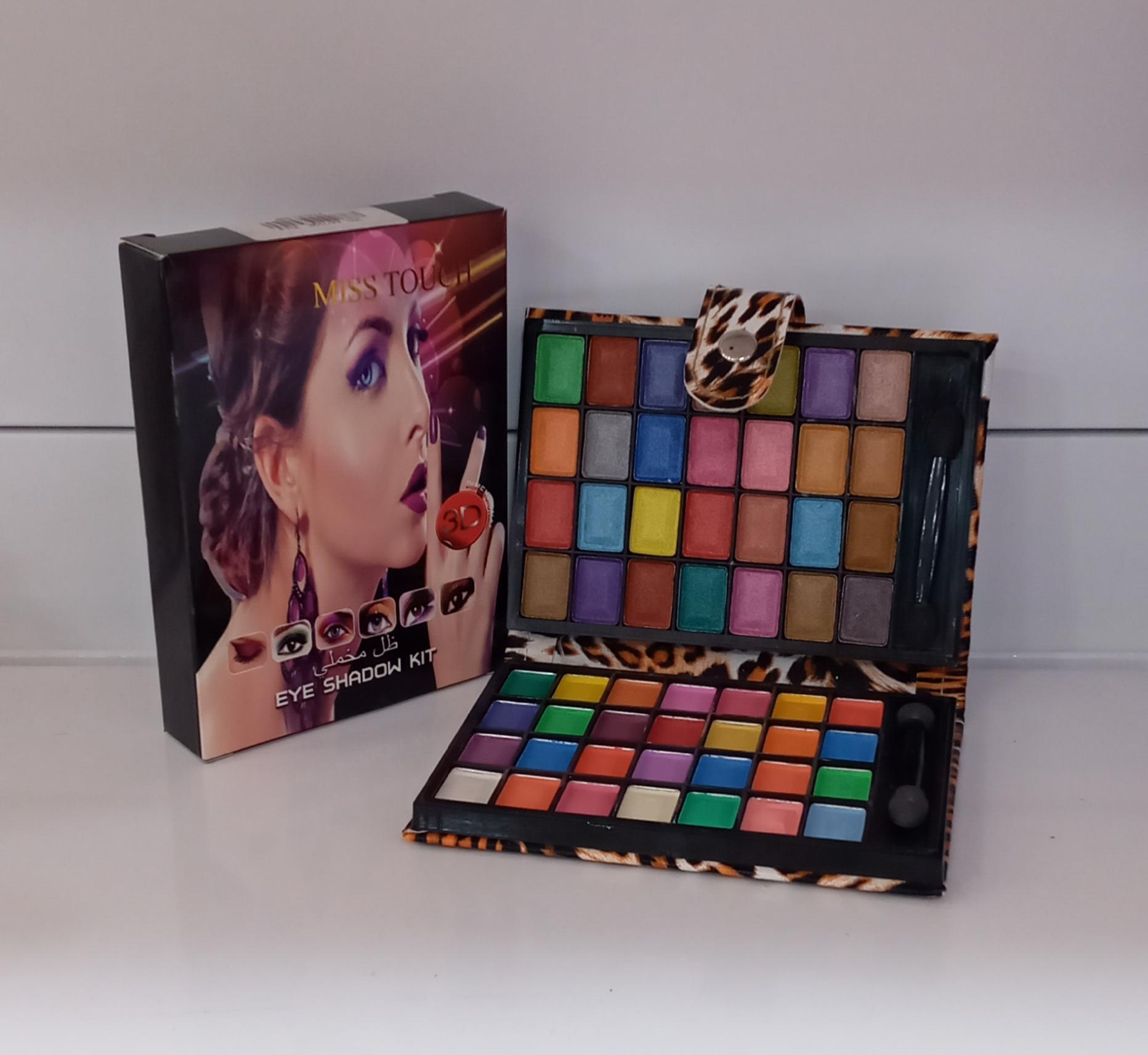 MISS TOUCH EYE SHADOW KIT
