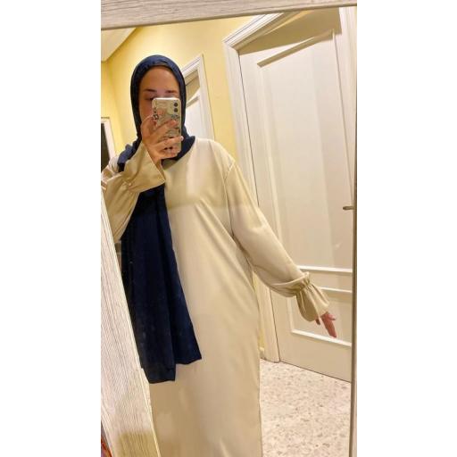 ABAYA BEIGE SEDA MEDINA CON PUÑOS EN VOLANTE [4]