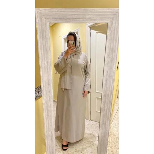 ABAYA SEDA COUTURE CON HIJAB INTEGRADO GRIS CLARO [2]