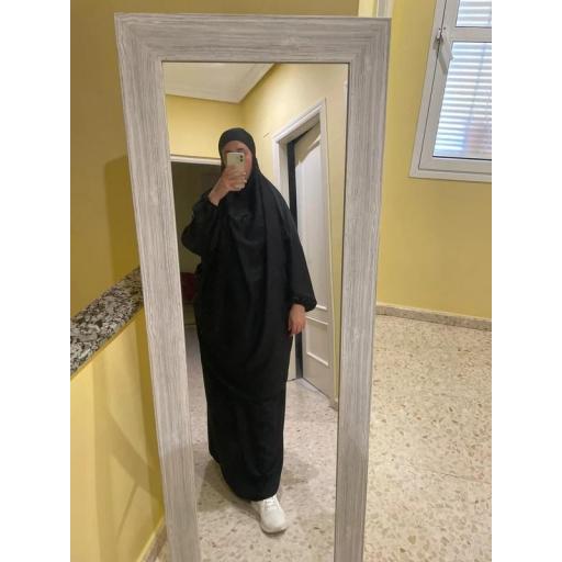 CONJUNTO DE JILBAB CON FALDA DE SEDA DE MEDINA  [2]