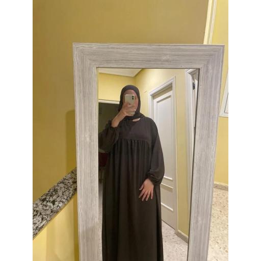 CONJUNTO 2 PIEZAS ABAYA VOLANTES EN TELA JAZZ + KHIMAR EN TELA JAZZ MARRON OSCURO [5]