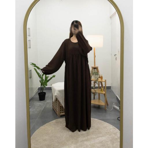 CONJUNTO 2 PIEZAS ABAYA VOLANTES EN TELA JAZZ + KHIMAR EN TELA JAZZ MARRON OSCURO [4]