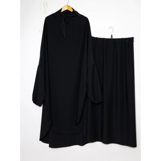 CONJUNTO DE JILBAB CON FALDA DE SEDA DE MEDINA