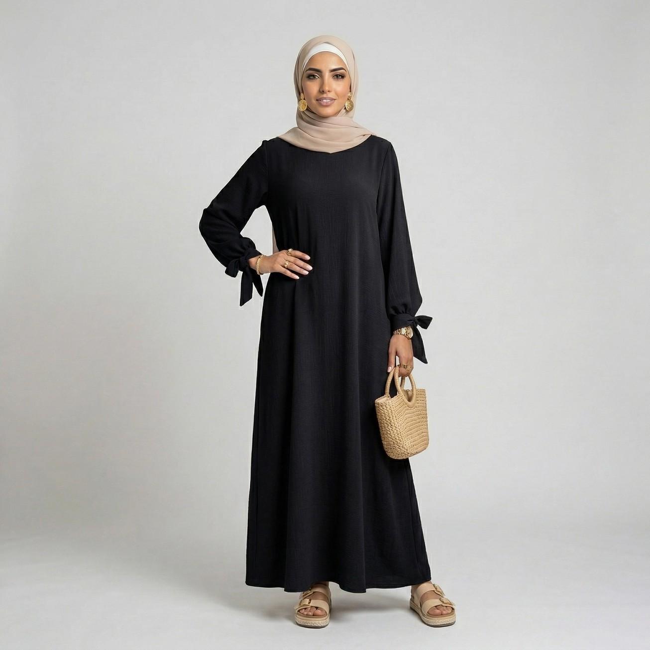 ABAYA NEGRA SEDA MEDINA CON PUÑOS PARA HACER NUDO UNITALLA