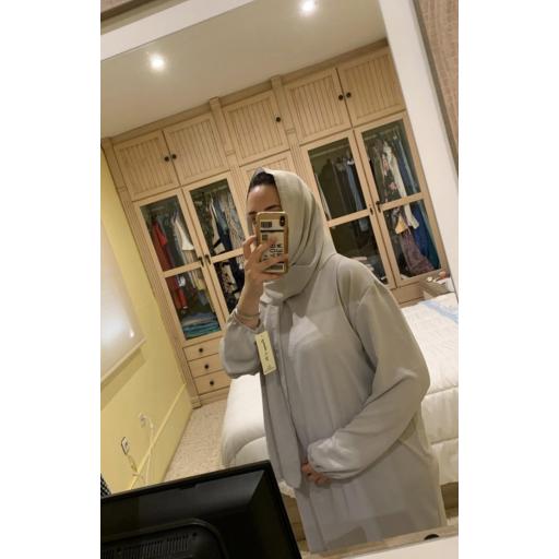 ABAYA CON HIJAB INTEGRADO GRIS CLARO