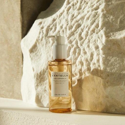 SKIN1004 MADAGASCAR CENTELLA LIGHT CLEANSING OIL 200 ML  [1]