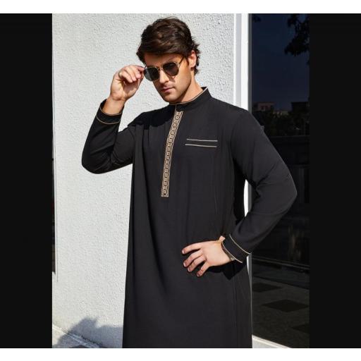 THOBE NEGRO CON DISEÑOS DORADOS (TALLA ELEGIBLE)