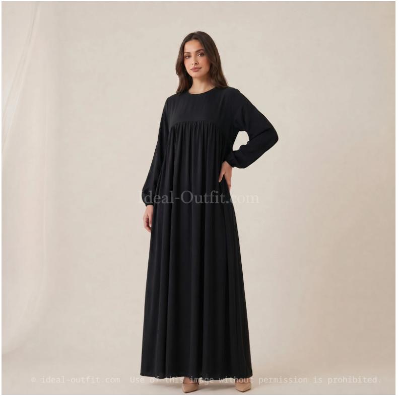 ABAYA LARGA Y ANCHA DE TELA JAZZ CON VOLANTE NEGRA UNITALLA