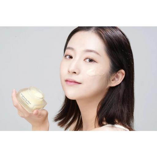 BRIGHTENING GLOW FACIAL CREAM- AHA VITAMIN C 50 ML [3]