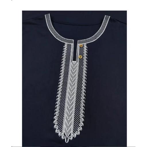 KANDORA AZUL MARINO POLIESTER BORDADA CON HILO BLANCO MANGA CORTA (VARIAS TALLAS) [6]