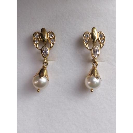 Pendientes Largos de Oro con Perlas - Elegancia y Brillo [0]