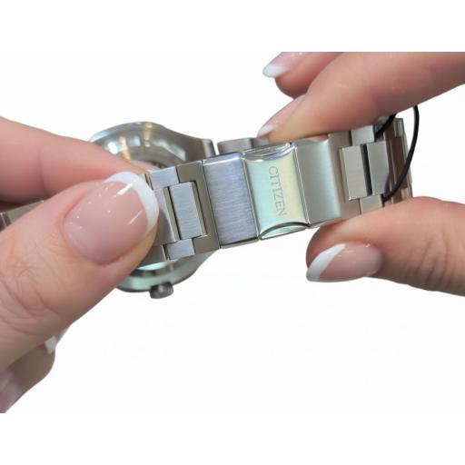 Reloj Automático Citizen Series 8 NB6031-56E Hombre – GMT, Zafiro Antirreflejos y 50h de Reserva [3]