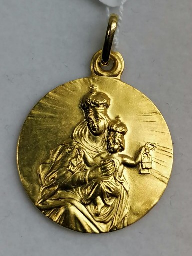 Medalla De La Virgen Del Carmen En Oro Sin Filo 18 Quilates
