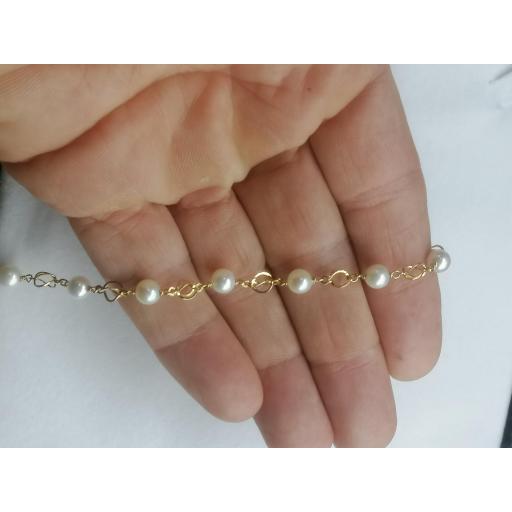 Pulsera de Comunión para Niña en Oro Amarillo 18K con Perlas Cultivadas - Elegancia Clásica con 10% de Descuento [3]