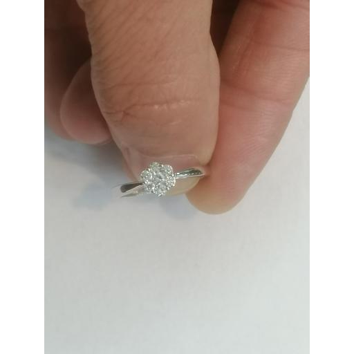 Sortija de Diamantes Elegante en Oro Blanco 18k - Eternidad Resplandeciente [3]