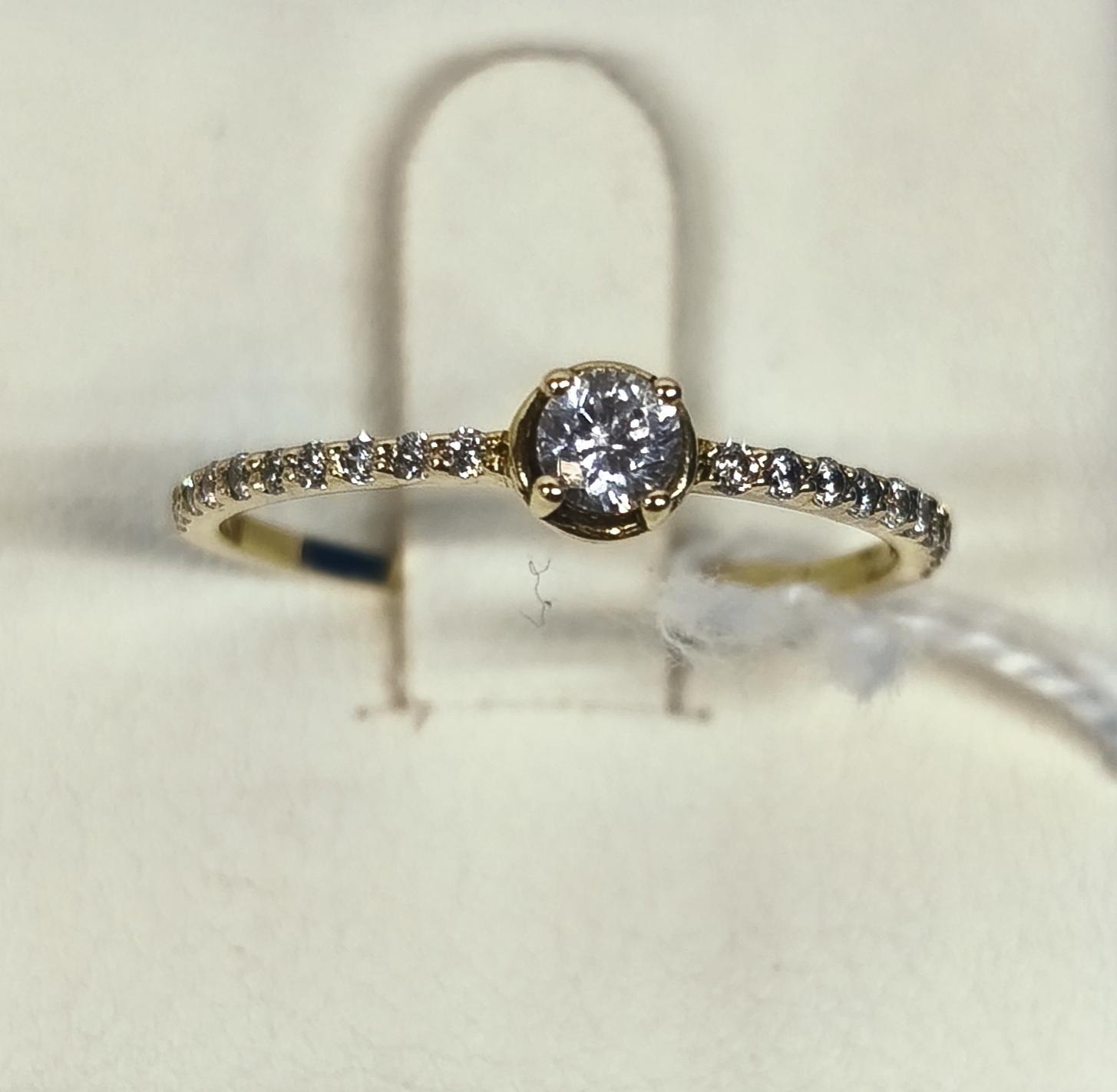 Anillo fino oro amarillo 18K tipo pedida con circonitas para mujer