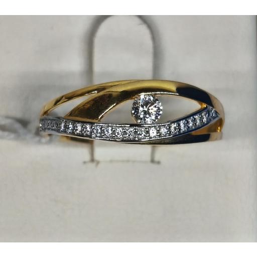 Anillo oro amarillo 18K con circonitas para pedida o aniversario