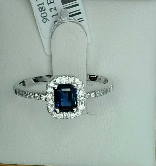 Anillo oro blanco 18K con zafiro azul y brillantes para mujer