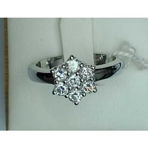Anillo roseta oro blanco 18K con diamantes robusto para mujer