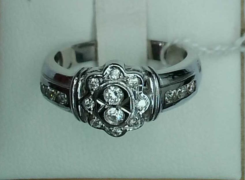 Anillo ancho oro blanco 18K con diamantes 0,28 ct para mujer