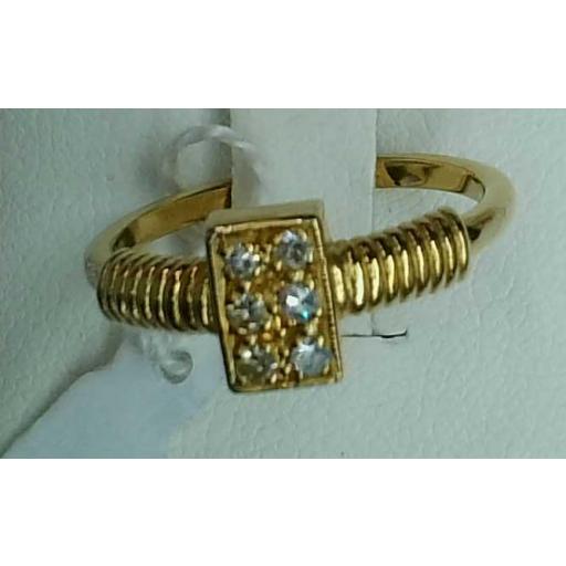 Anillo oro amarillo 18K con diamantes y montura rectangular [0]