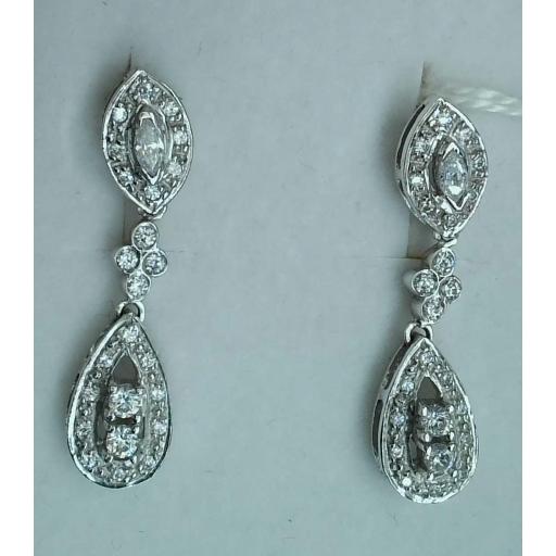 Pendientes largos oro blanco 18K con circonitas para novia