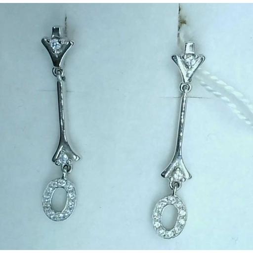 Pendientes largos novia oro blanco 18K con circonitas y barrita