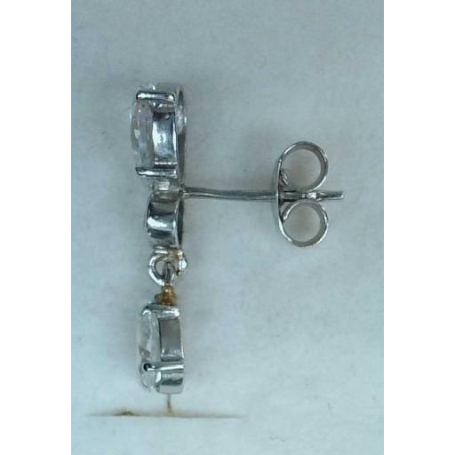 Pendientes largos oro blanco 18K con circonitas y cierre de presión [1]