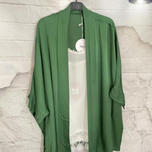Kimono Verde  [1]
